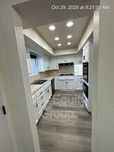 951 Orangewood Ct in Lemoore, CA - Building Photo - Building Photo