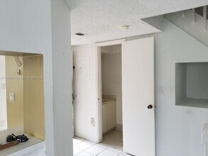 13061 SW 88th Ln in Miami, FL - Building Photo - Building Photo