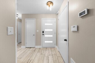 3030 Blue Pine Ln in Niceville, FL - Building Photo - Building Photo