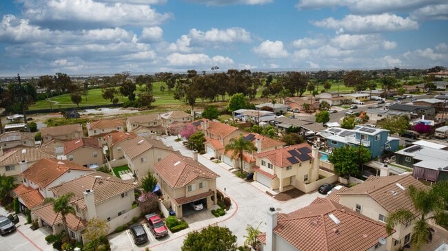 58 Country Club Cir in Chula Vista, CA - Building Photo - Building Photo