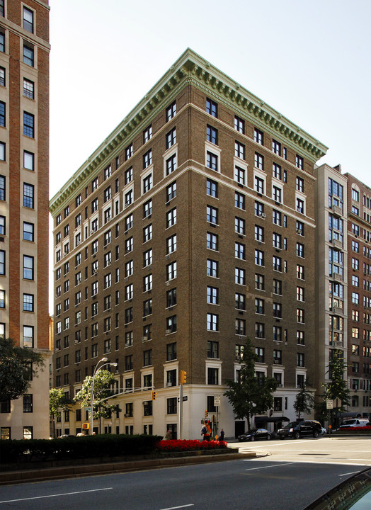 989-993 Park Ave in New York, NY - Building Photo