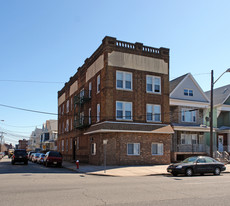 456 Kennedy Blvd Apartments