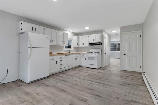 property at 105 Roosevelt St