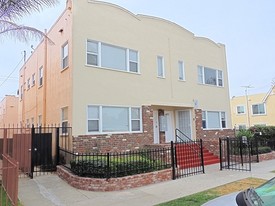 1471 Chestnut Ave Apartments