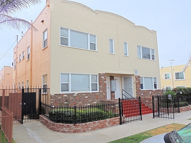 1471 Chestnut Ave in Long Beach, CA - Building Photo