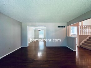 2007 E 144th St in Olathe, KS - Building Photo - Building Photo