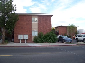 133 Mt. Rose St in Reno, NV - Building Photo - Building Photo