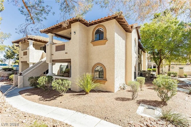 1409 Santa Margarita St, Unit F