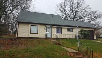 240 Castlewall Ave in Long Branch, NJ - Building Photo