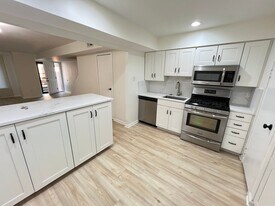 496 N 19th St in Philadelphia, PA - Building Photo