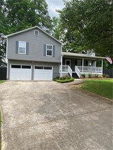 107 Ivy Green Ct in Dallas, GA - Foto de edificio - Building Photo