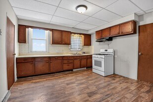 1305 S Easton Ave in Peoria, IL - Building Photo