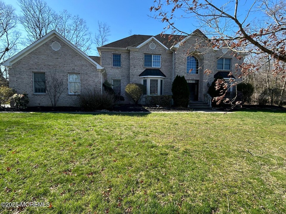 1349 Millennium Ct in Toms River, NJ - Building Photo