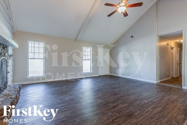 6065 Valleydale Dr in Memphis, TN - Building Photo - Building Photo