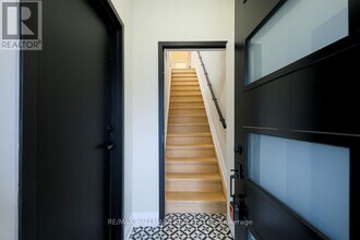 6 Luttrell Ave in Toronto, ON - Building Photo - Building Photo