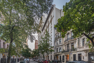 304 west 92nd st in New York, NY - Building Photo - Primary Photo