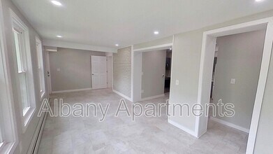 4 Ten Eyck Ave in Albany, NY - Building Photo - Building Photo