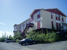 Parkview Apartments in Inuvik, NT - Building Photo