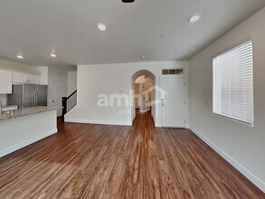 341 Seville Ave, Unit 6280-F in Henderson, NV - Building Photo - Building Photo