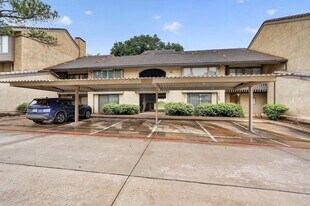 4549 N O'Connor Rd, Unit 1262 in Irving, TX - Building Photo