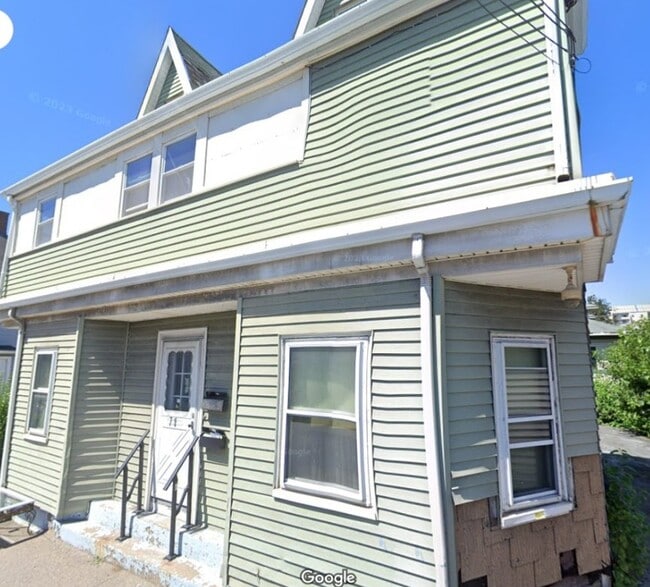 71 Water St, Unit 2