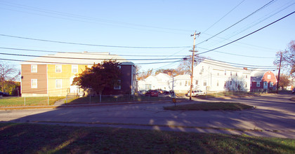 Snug Harbor in Quincy, MA - Foto de edificio - Building Photo