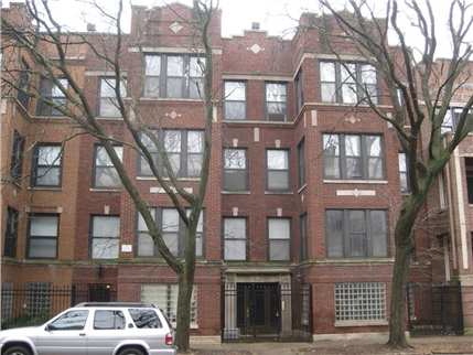 647 E 50th Pl in Chicago, IL - Building Photo