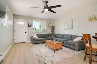 10945 W 45th Ave in Wheat Ridge, CO - Building Photo