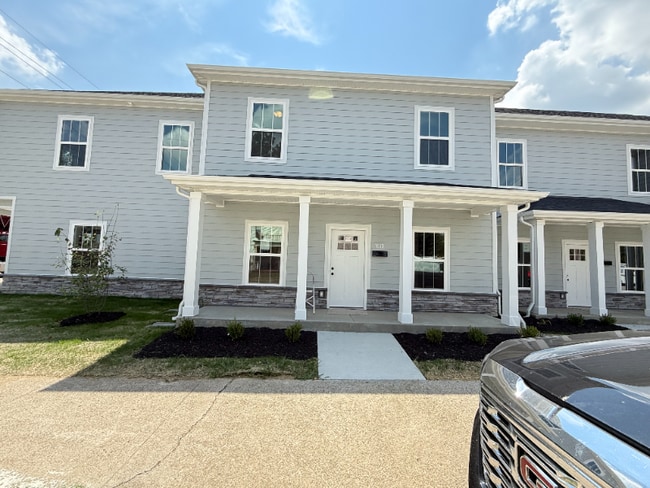 1630 Ekin Ave in New Albany, IN - Building Photo - Building Photo