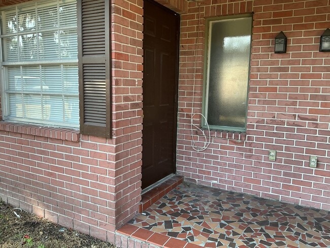 property at 707 Boyd Ct