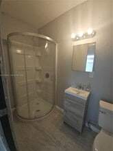 528 NW 10th St in Florida City, FL - Building Photo - Building Photo