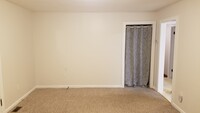 1504 Rogers Cir photo'