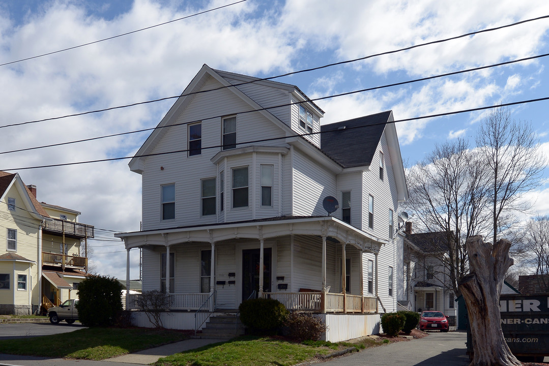 16 Clinton St in Taunton, MA - Building Photo