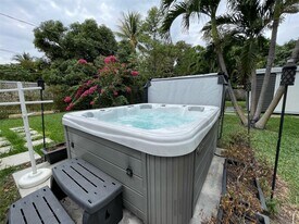 1545 NE 138th St in North Miami, FL - Building Photo