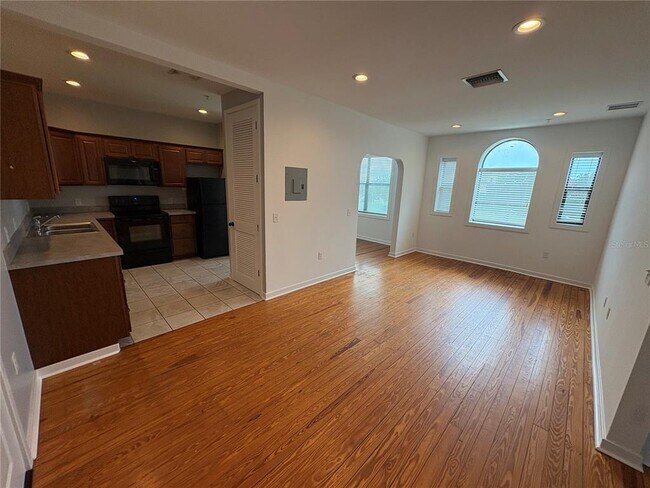 131 N Grove St in Eustis, FL - Building Photo - Building Photo