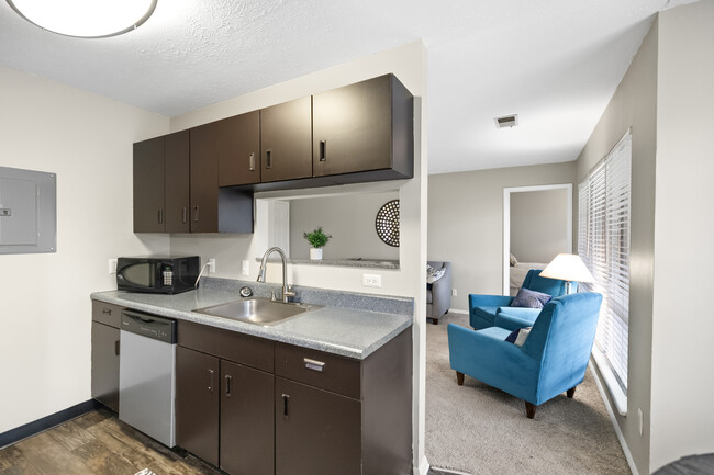 Mad River Apartment Homes in Dayton, OH - Building Photo - Interior Photo