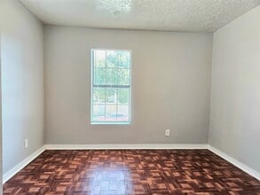 5008 Ave S in Galveston, TX - Building Photo - Building Photo