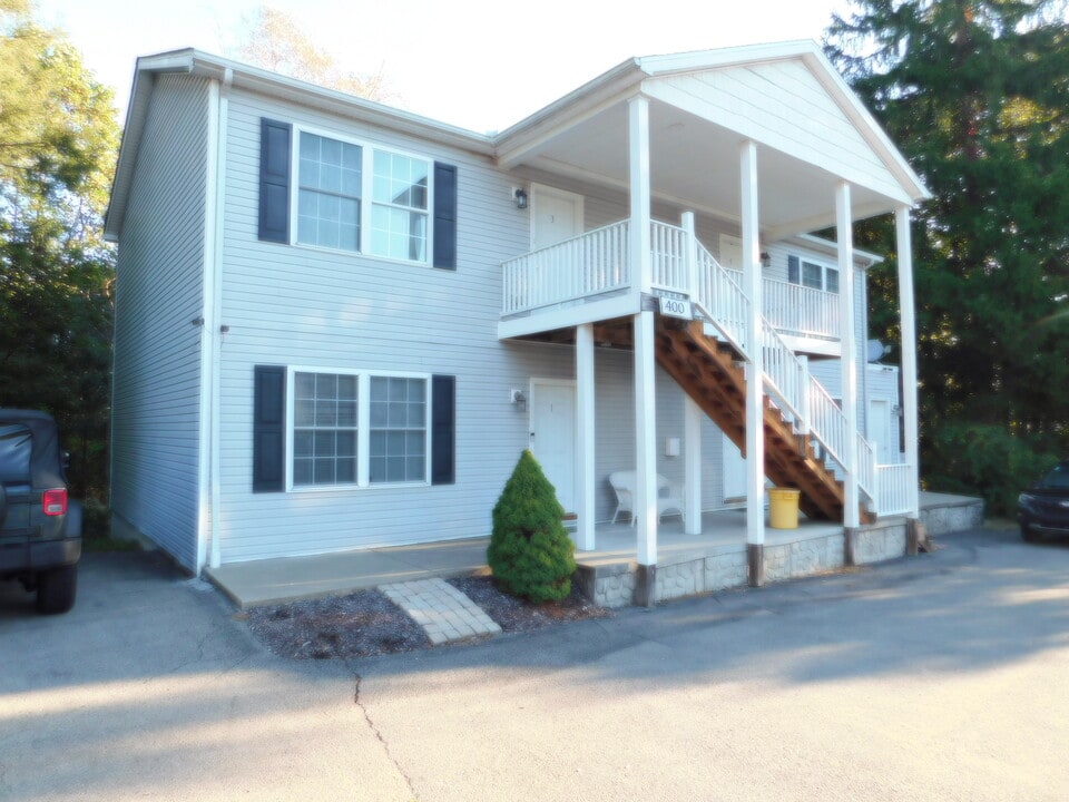 400 Beaver St, Unit #1 in Mars, PA - Building Photo