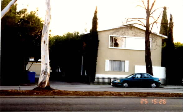 1110 W Hamilton Ave in Campbell, CA - Building Photo - Building Photo