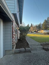 710-712 NE 15th Ave in Camas, WA - Building Photo - Building Photo