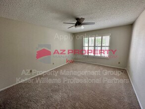 9803 W Kimberly Way in Peoria, AZ - Building Photo - Building Photo