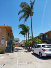 Casselman Apartments in Chula Vista, CA - Foto de edificio - Building Photo
