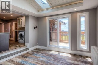 16 Wellington St N in Kitchener, ON - Building Photo - Building Photo