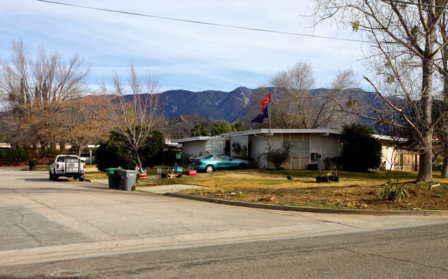 9951 Royal Duke Ct in Beaumont, CA - Building Photo - Building Photo