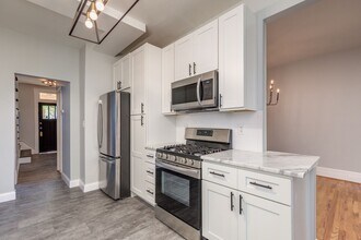 1131 Glen Forest in St. Louis, MO - Building Photo - Building Photo