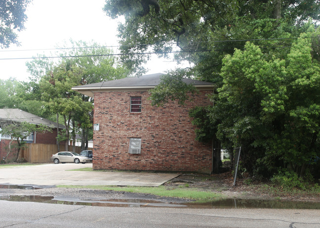 224 Edison St in Baton Rouge, LA - Building Photo - Building Photo