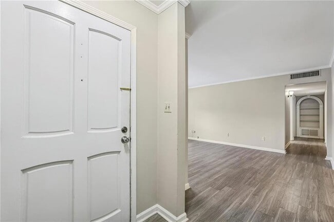 103 La Rue Pl NW in Atlanta, GA - Foto de edificio - Building Photo