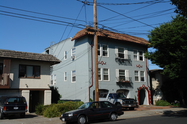 Anita Road Apartments in San Mateo, CA - Building Photo - Building Photo