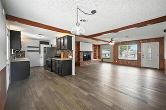 302 Young Dr in Allen, TX - Building Photo - Building Photo