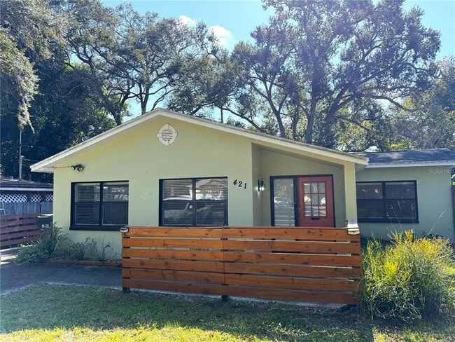 421 5th Ave NE in Largo, FL - Building Photo - Building Photo